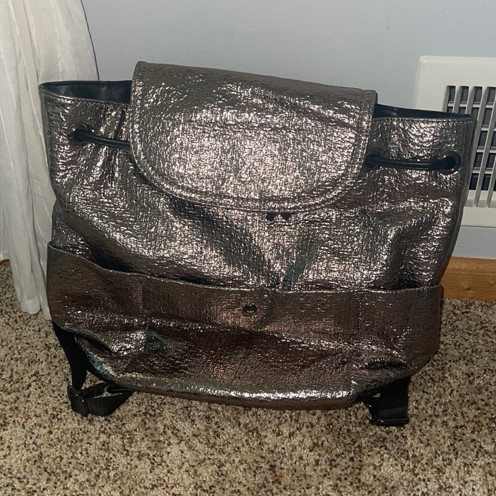 Alex Max metallic backpack